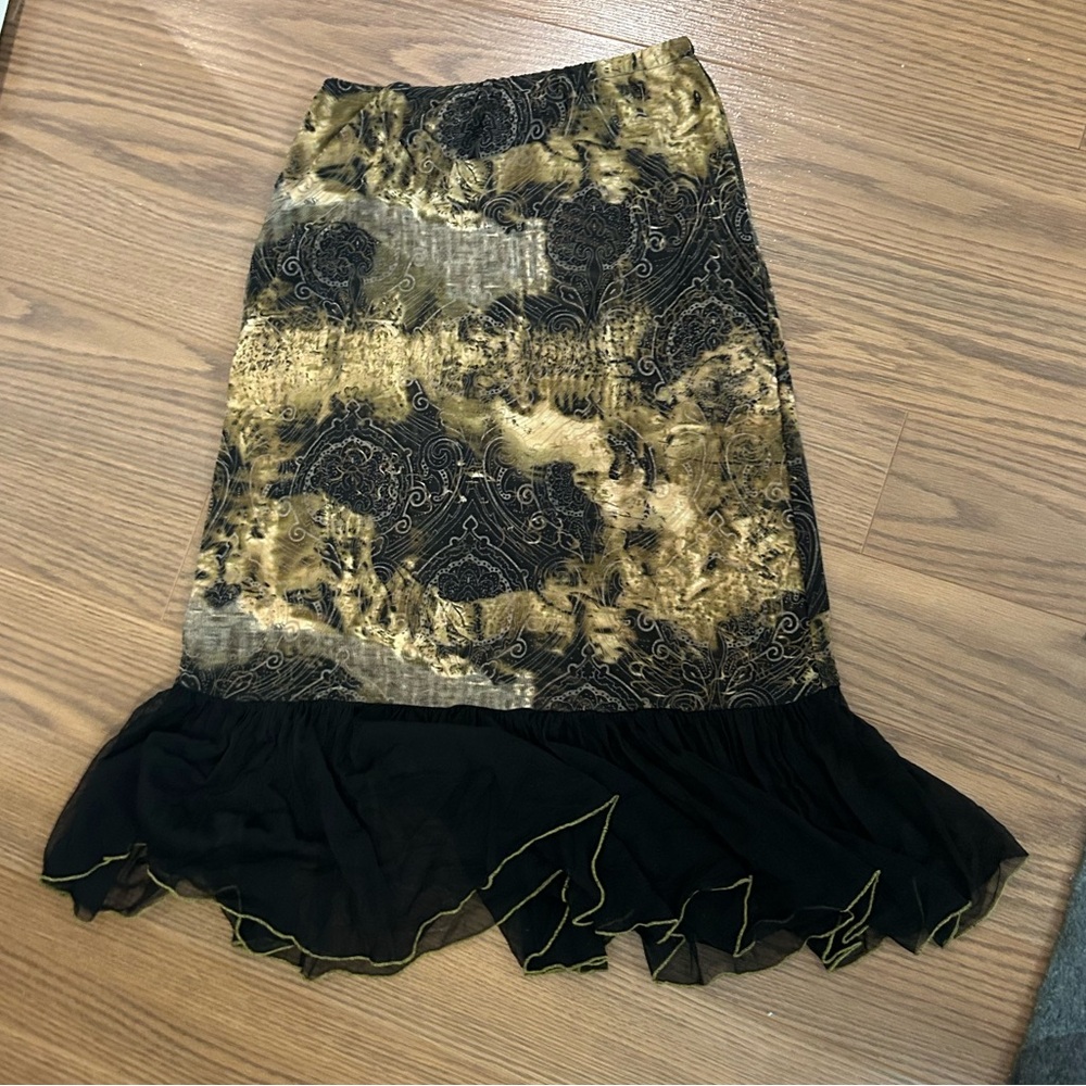 Mermaid shape fit and flair gothic skirt
